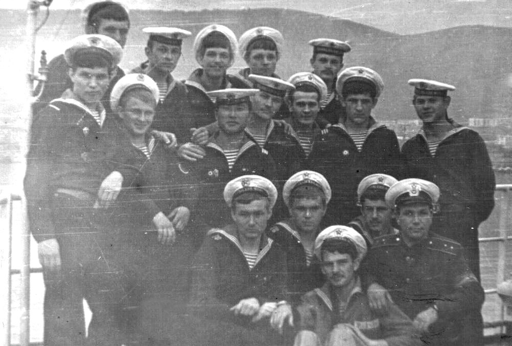 В б с г 1985. БПК Севастополь Северный флот 1977г. Экипаж ТАВКР Кузнецов 1985.